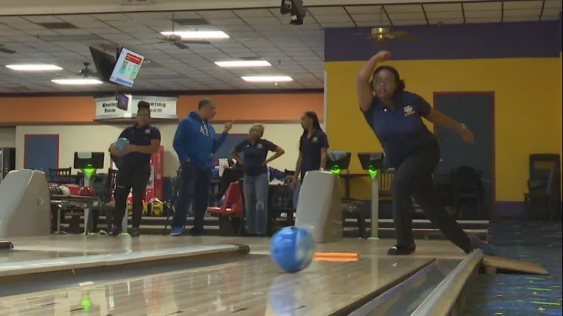 SPARE NOTES: October Means College Bowling Time