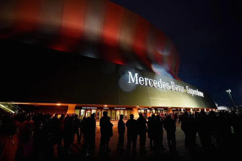 Video Shows Brawl in Stands At Saints-Raiders Game