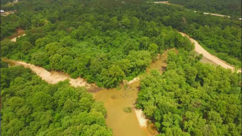 Head-on boat collision along Amite River leaves woman in critical condition
