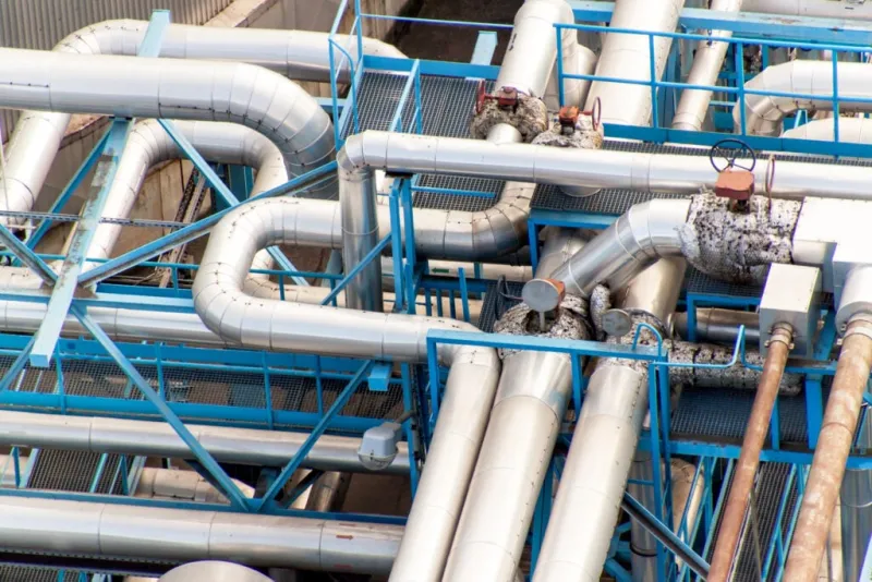 Roundup: Sabine Pass LNG project / AI goes shopping / High airfares