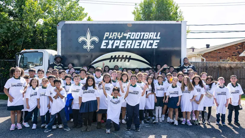 Photos: Saints host Play Football Experience at Green Park Elementary School