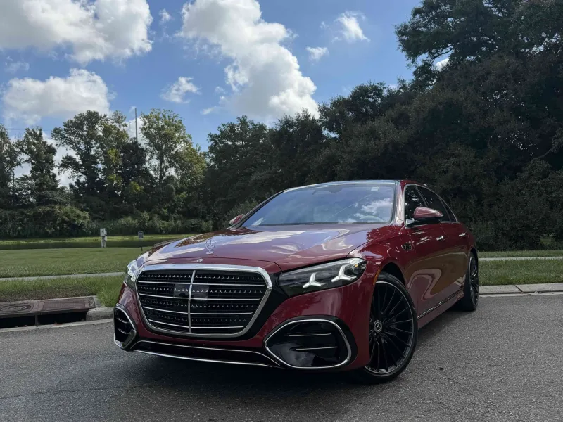 Mercedes-Benz: Innovation and safety for every driver