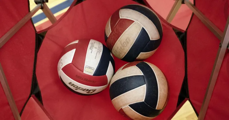 Busy Madison Prep volleyball team wastes little time dispatching Glen Oaks