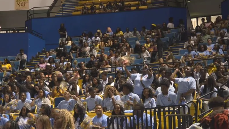 Southern brings students and alumni together with homecoming pep rally