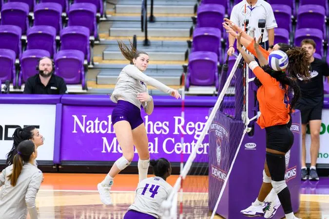 Privateers Fall in Three Tight Sets at Northwestern State
