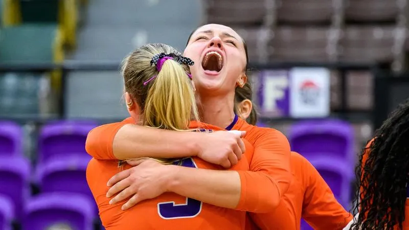 Demons win hard fought match over Privateers