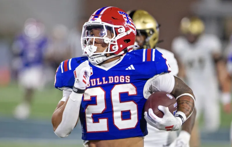 College football: Louisiana Tech holds off Army