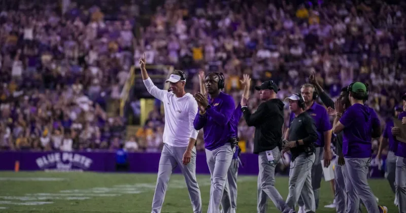Scott Rabalais: On record-making night, Lane Kiffin seeks to send a message as LSU's season heats up