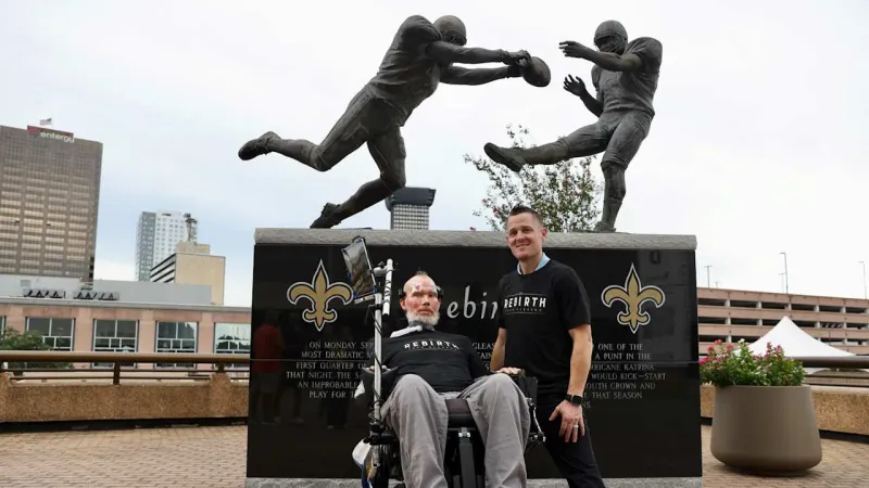 Photos: Steve Gleason reunites with Michael Koenen at Rebirth statue | 2026 NFL Week 4
