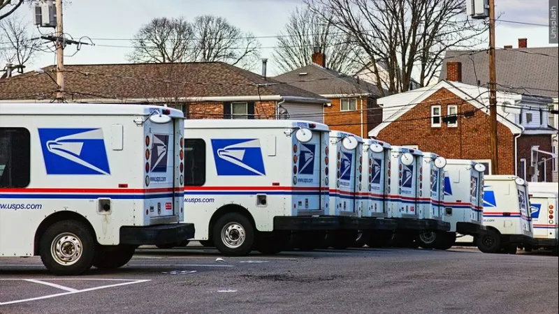 USPS hosts job fair on Bluebonnet Boulevard