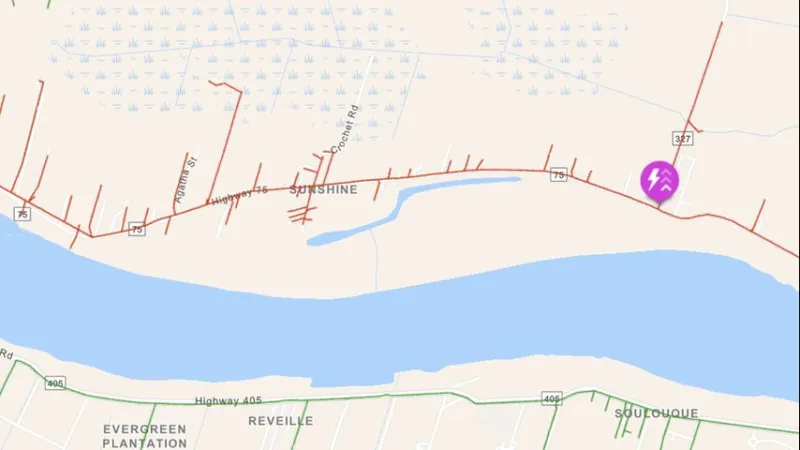 Areas along La. 75 in Iberville Parish without power after vehicle strikes utility pole