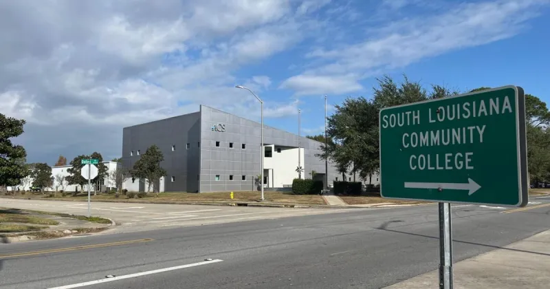 SoLAcc awards more than $186,000 in scholarships to Acadiana students