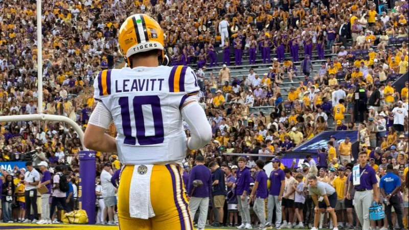 FINAL: No. 10 LSU falls 35-34 to Kentucky in overtime