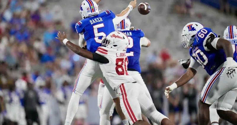 UL's shorthanded defense not able to hold off Tech's passing attack