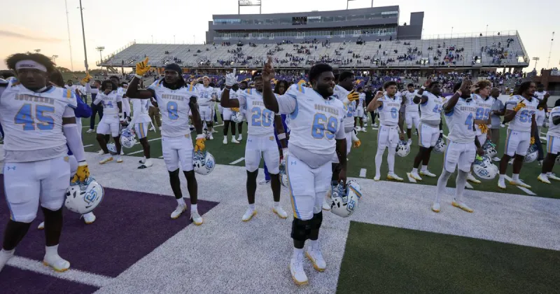 Why Southern's win over Prairie View is a 'major confidence booster' for Marshall Faulk's team