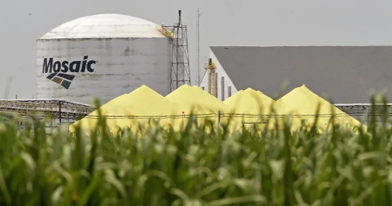 Rising sulfur prices squeeze fertilizer, industrial manufacturing industries