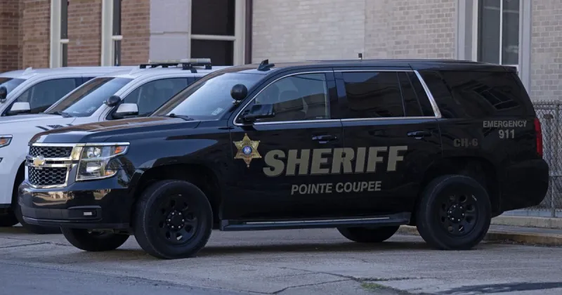 28-year-old Pointe Coupee Parish man found dead on road