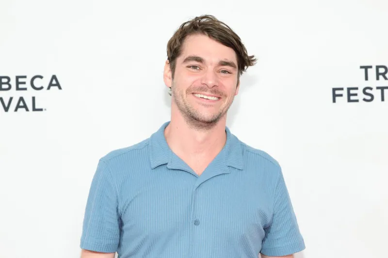 Acadiana Mourns 'Breaking Bad' Star After Death