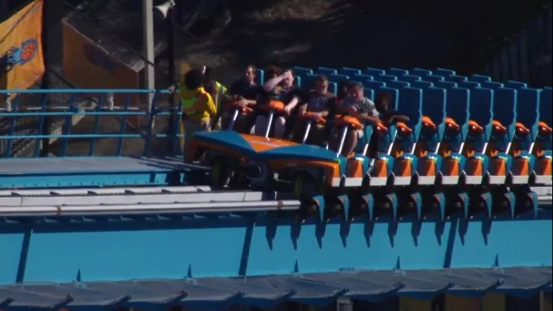 One person dead, several others injured in incident involving Six Flags roller coaster in Georgia