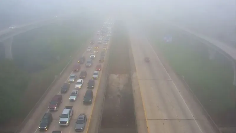 TEAM 2 TRAFFIC: Crash blocks 2 right lanes on I-110 southbound at Hollywood Street