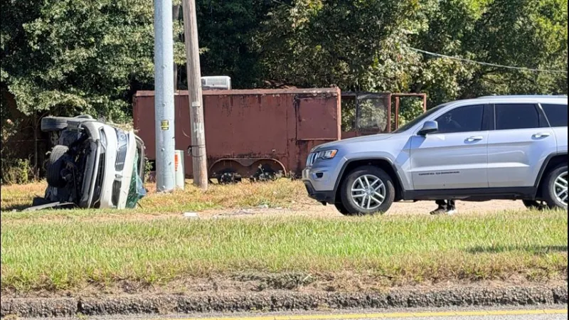 Son detained in connection to 92-year-old man's murder following police pursuit