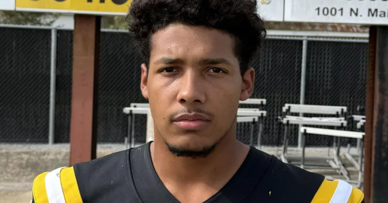 Loreauville heads into rivalry game with area's hottest running back