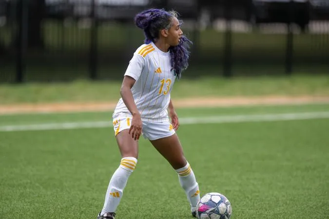 Gold Nuggets extend unbeaten streak with win over Blue Mountain