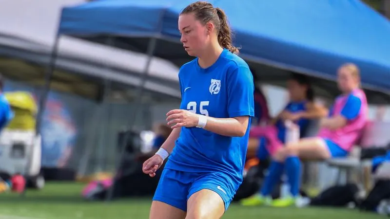 Wildcats Pull Away in Second Half for 4-1 Win