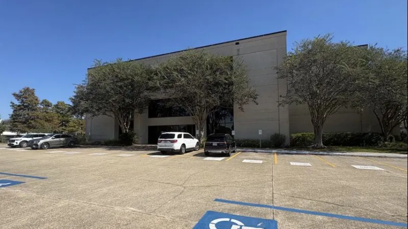 FBI leading investigation into mysterious package found at Secretary of State's Office