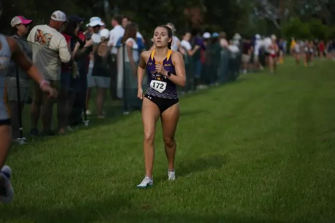 Seven Privateers Set Personal Bests at the Arturo Barrios Invitational