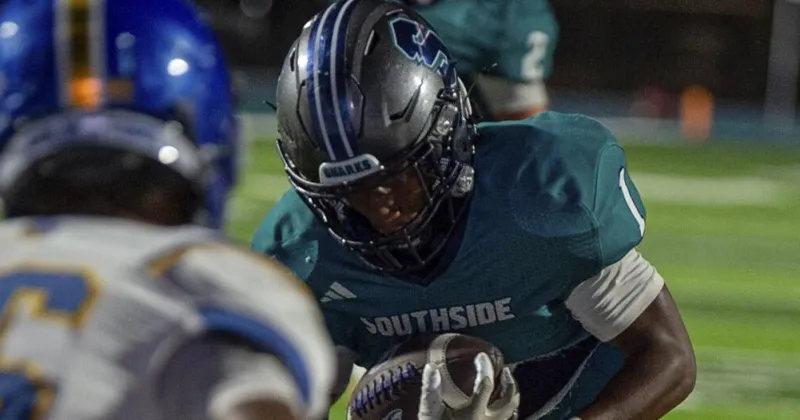 Southside's rushing attack proves to be too much for Lafayette High as Sharks pick up fourth win