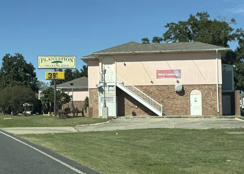 Plantation Motor Inn Shooting Follows Lafayette Closure Order