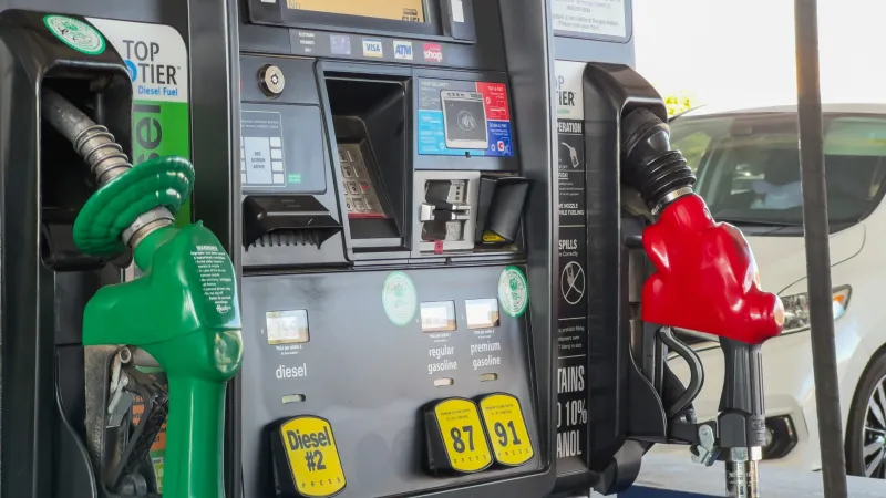 Trump's Russian diesel deal raises legal and market questions