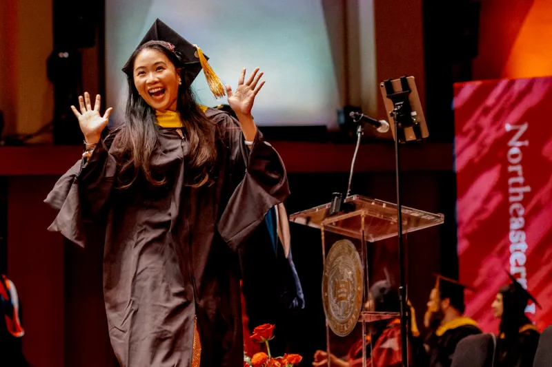 'Say yes to the thing that scares you,' speaker tells Seattle grads