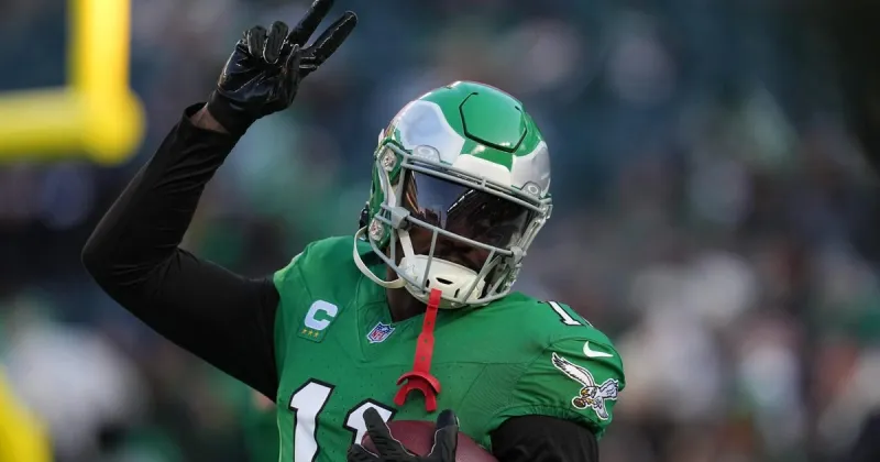 A.J. Brown dealt to Patriots in trade with Eagles after months of speculation