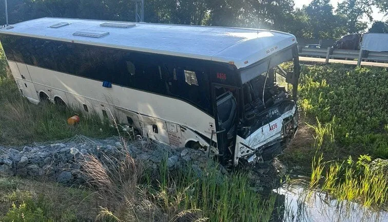 Bus driver in fatal Virginia crash had previous speeding charges