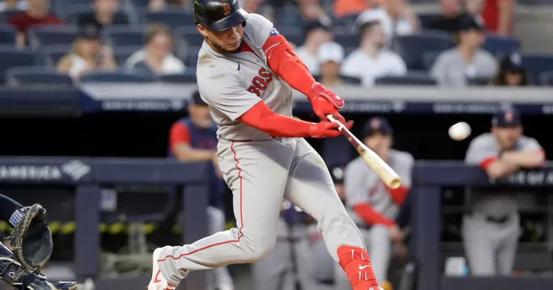 Contreras homers, drives in 3 to lead Red Sox to 5-3 win over Yankees
