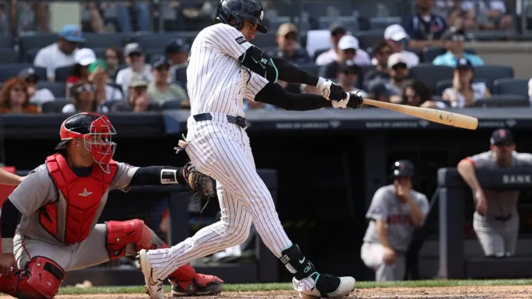 Red Sox fall to Yankees 6-1 as Bellinger and Chisholm hit 8th-inning homers