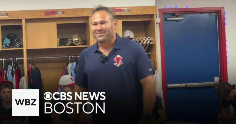Inside Johnny Damon's pregame speech to Lowell Spinners ahead of their return