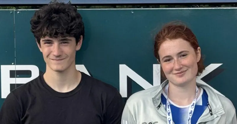 Augers, Alade Finish Top 10 At D6 Meet