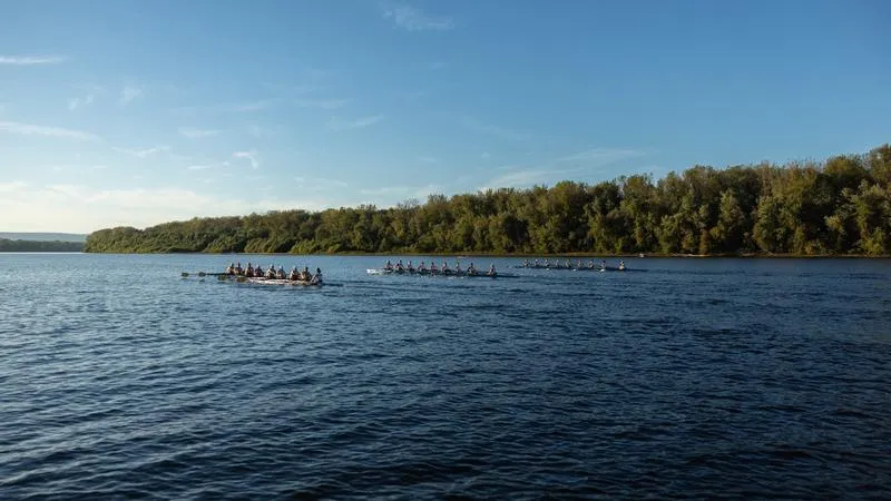 16 Rowers Recognized as CRCA Scholar-Athletes