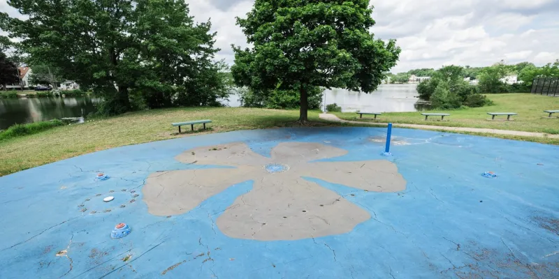 NEWS SPLASH: Pads to open next week