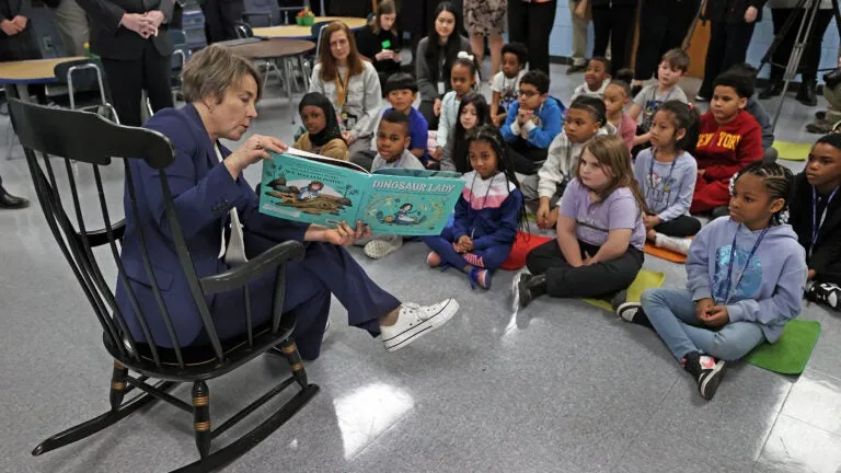 Mass. lawmakers reach agreement on bill aiming to overhaul literacy programs for K-3 students