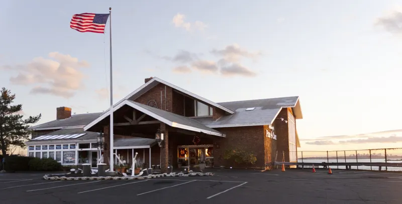 Swampscott OKs license, talks next steps for Hawthorne