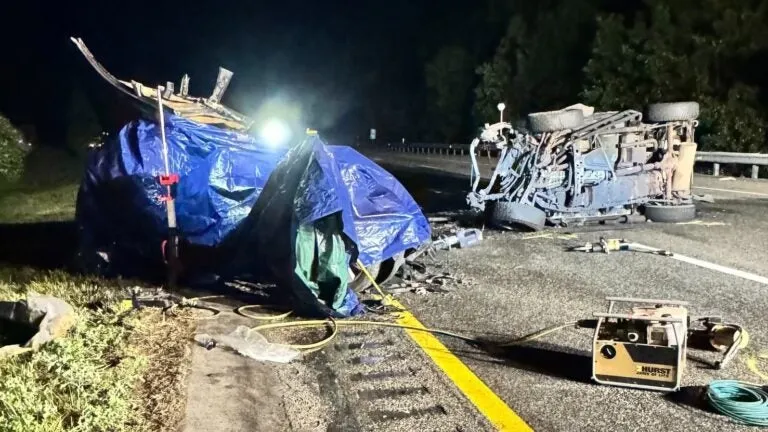 Driver dead in wrong-way crash in Northborough