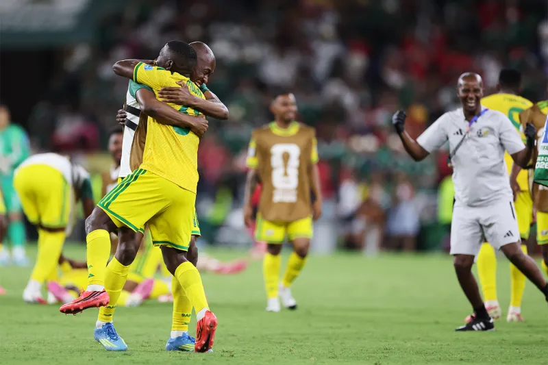 South Africa reaches knockout round in World Cup for first time ever