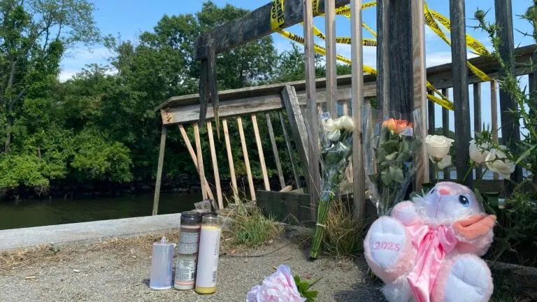 3 generations of R.I. family died in Pawtucket accident