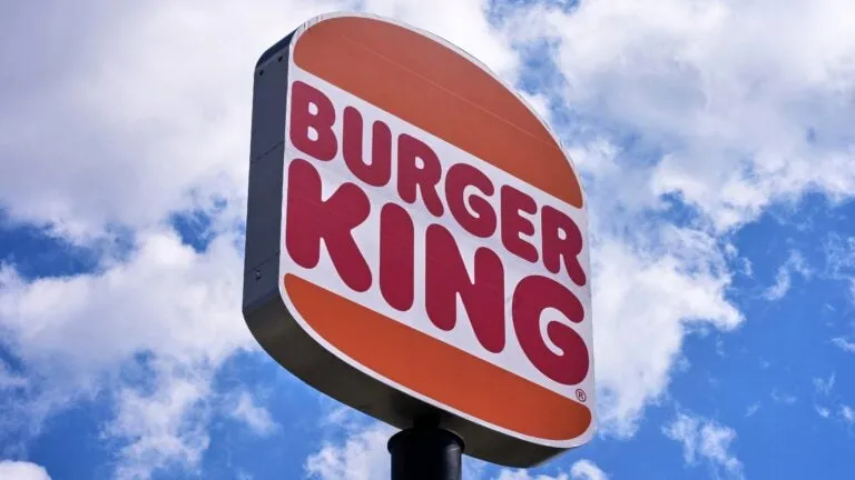 Boston man charged after allegedly assaulting Burger King employee, punching customer