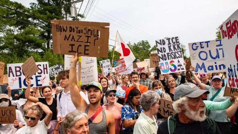 Trump administration orders ICE to suspend most vehicle stops after two deadly shootings