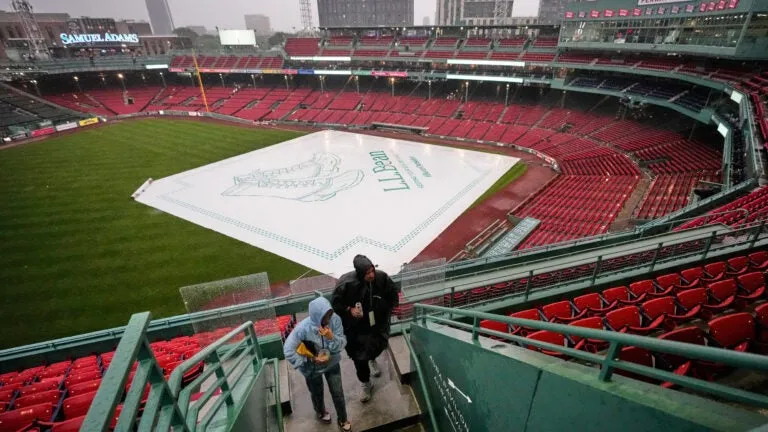 Red Sox-Orioles rained out, delaying Boston's pursuit of record-tying 15-game win streak
